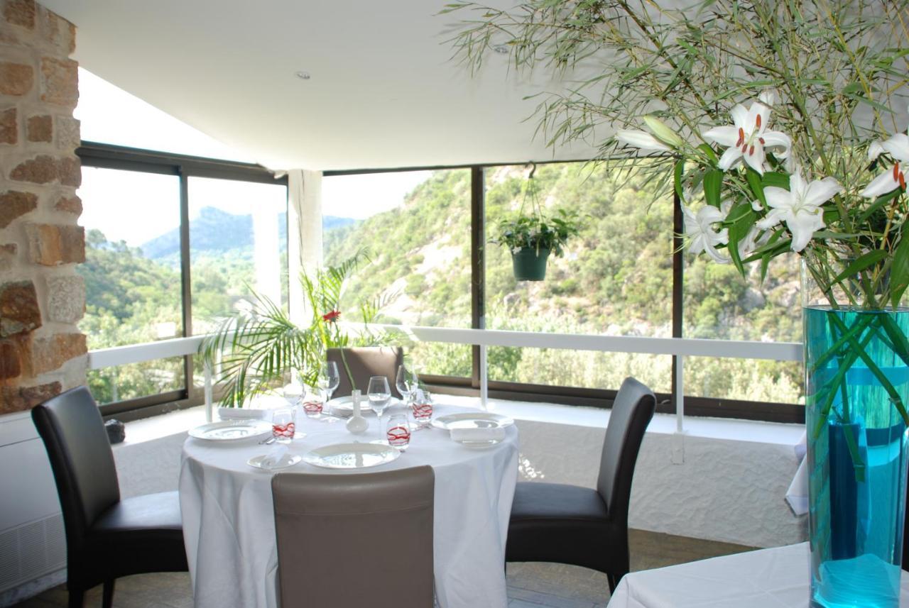 Hôtel&Restaurant Les 3 Barbus Anduze Extérieur photo
